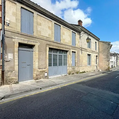 Beau Duplex A 2 Pas De La Citadelle Apartament Blaye