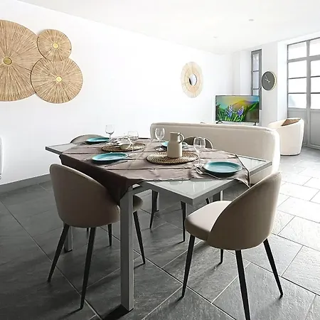 Beau Duplex A 2 Pas De La Citadelle Apartamento