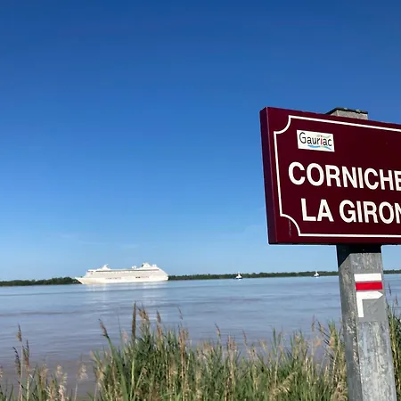 Beau Duplex A 2 Pas De La Citadelle Blaye