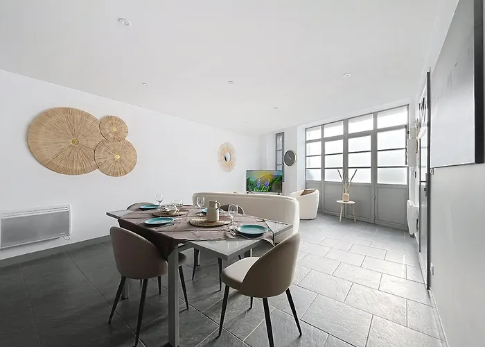 Beau Duplex A 2 Pas De La Citadelle *