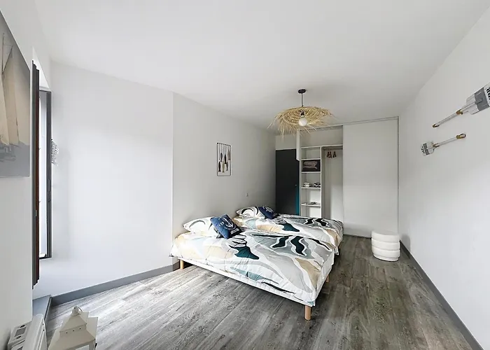 Beau Duplex A 2 Pas De La Citadelle 아파트